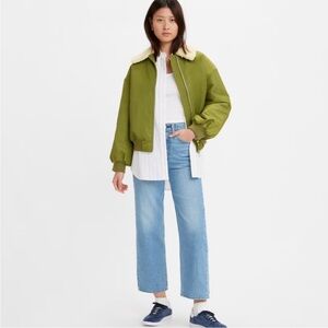 Levi’s Vintage Women’s Ribcage Jeans